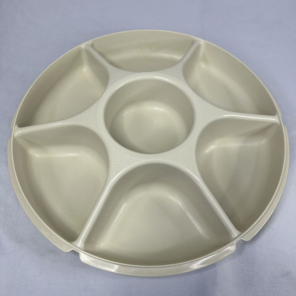Vintage Tupperware Veggie/Dip Serving Tray Party Platter With Lid